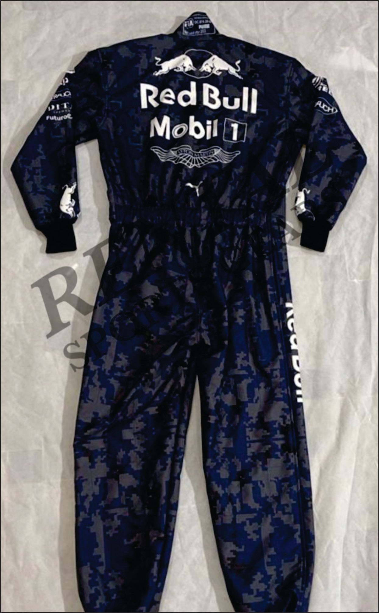 2018 Daniel Ricciardo Red Bull Racing RB14 suit4